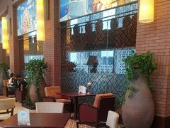 -香格里拉鱼跃地中海西餐厅·牛排披萨