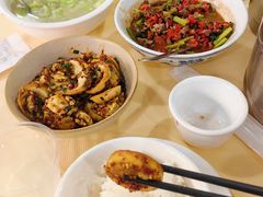 -笨罗卜浏阳菜馆(太平街店)