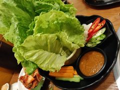 包肉生菜-匠太烧肉台日料理餐酒馆(三林店)