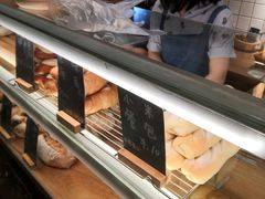 面包甜点陈列柜-面包与我Bread Or Me(长城汇店)