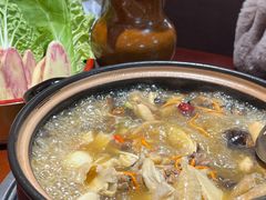 -菌之家·专业纯野生菌火锅·特色炒菌