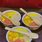很多明星都来小骆驼吃饭，🌟 福苗小骆驼烧烤🍗
