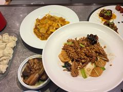 -闫府私房菜·百年鲁菜(恒隆店)