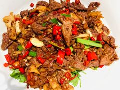 小炒黄牛肉-鸽子侯·家宴·平价海鲜(绿地店)