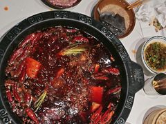 红汤小锅-卤校长老火锅(杨家坪直营店)