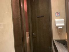 -广州天河希尔顿酒店