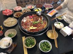 -四小区火锅·巷子里的重庆火锅(花照壁店)