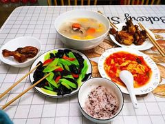 -葱妈母婴医护月嫂中心(浦东店)