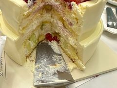 -半勺舒舒生日蛋糕店
