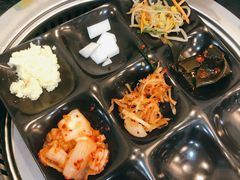 -烤路里·韩国品质自助烤肉(石路天虹4号店)