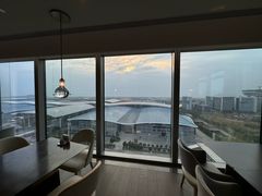 -深圳国际会展中心希尔顿酒店(前海华发冰雪世界店)