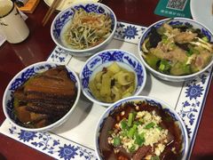 -窄巷子陕菜馆·地道陕西菜(粉巷店)