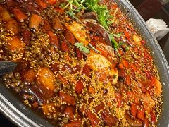 -麻六记(凤凰汇店)