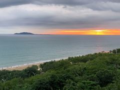 -三亚湾海居铂尔曼度假酒店