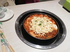 -三清洞摩西韩式年糕火锅(威高广场店)