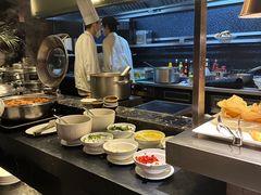 -唐拉雅秀酒店-西锦汇空中BBQ·思创餐厅