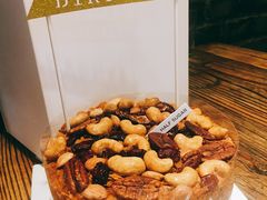 -半勺舒舒生日蛋糕店