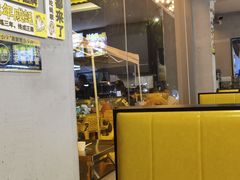 -蚝美人·生蚝海鲜烧烤(茶花园店)