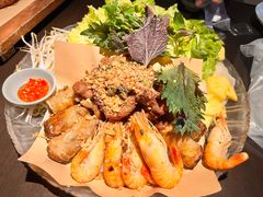 -大头虾越式风味餐厅(光明广场店)