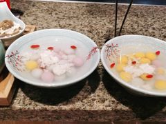 -野山舂·贵州现舂酸汤火锅(鸿通城店)