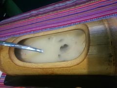 -香巴拉云南餐厅(华莱坞店)