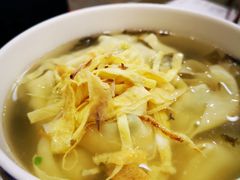 -笑来喜馄饨小笼工坊店(湖滨街店)