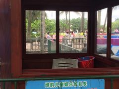 -万绿园