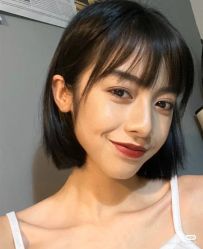 -时尚殿堂明星门店