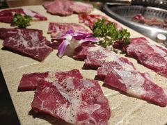 -大牛焱烧·和牛·海鲜炭火烧放题