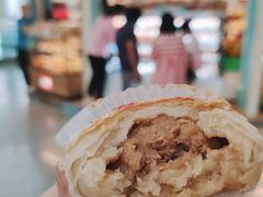 鲜肉月饼-百年泰康鲜肉月饼