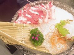 -湊湊火锅·茶憩(打浦桥日月光店)