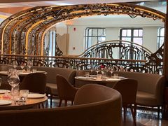 -波特曼西餐厅(中央大街店)