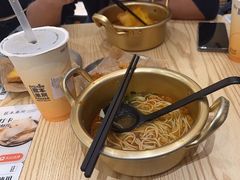 -匠本米所·炸酱米线·潮汕小食(万象食家店)