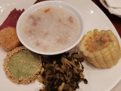-东方滨江大酒店·滨江厅