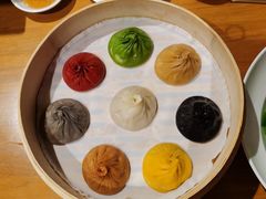 -乐忻皇朝(上海中心大厦店)