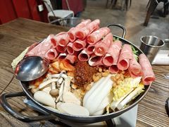 -MI WU FACTORY米屋美食工厂餐厅(绿地店)