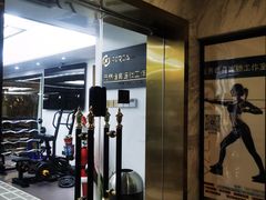 -简·无界健身工作室·运动康复·体态(石厦店)