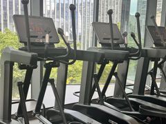 -超鹿运动(五四路恒力城店)