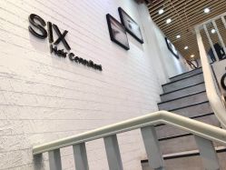 -SIX Hair Consultant