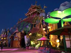 -七彩云南欢乐世界