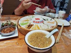 -怪噜范·老贵阳街头名小吃(鸿通城店)