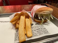 一重奏汉堡-FATBURGER 特富客汉堡(外交公寓店)