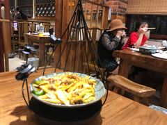 金蒜麻辣小鲍螺-东来菜馆•手抓海鲜家常菜•海鲜锅贴(鸽子窝店)