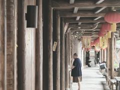 -丝绸小镇荻港古村