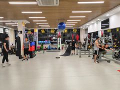 器械区-中田健身工作室(胜利门店)