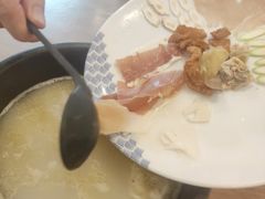 -桥香园云南过桥米线(红龙井店)