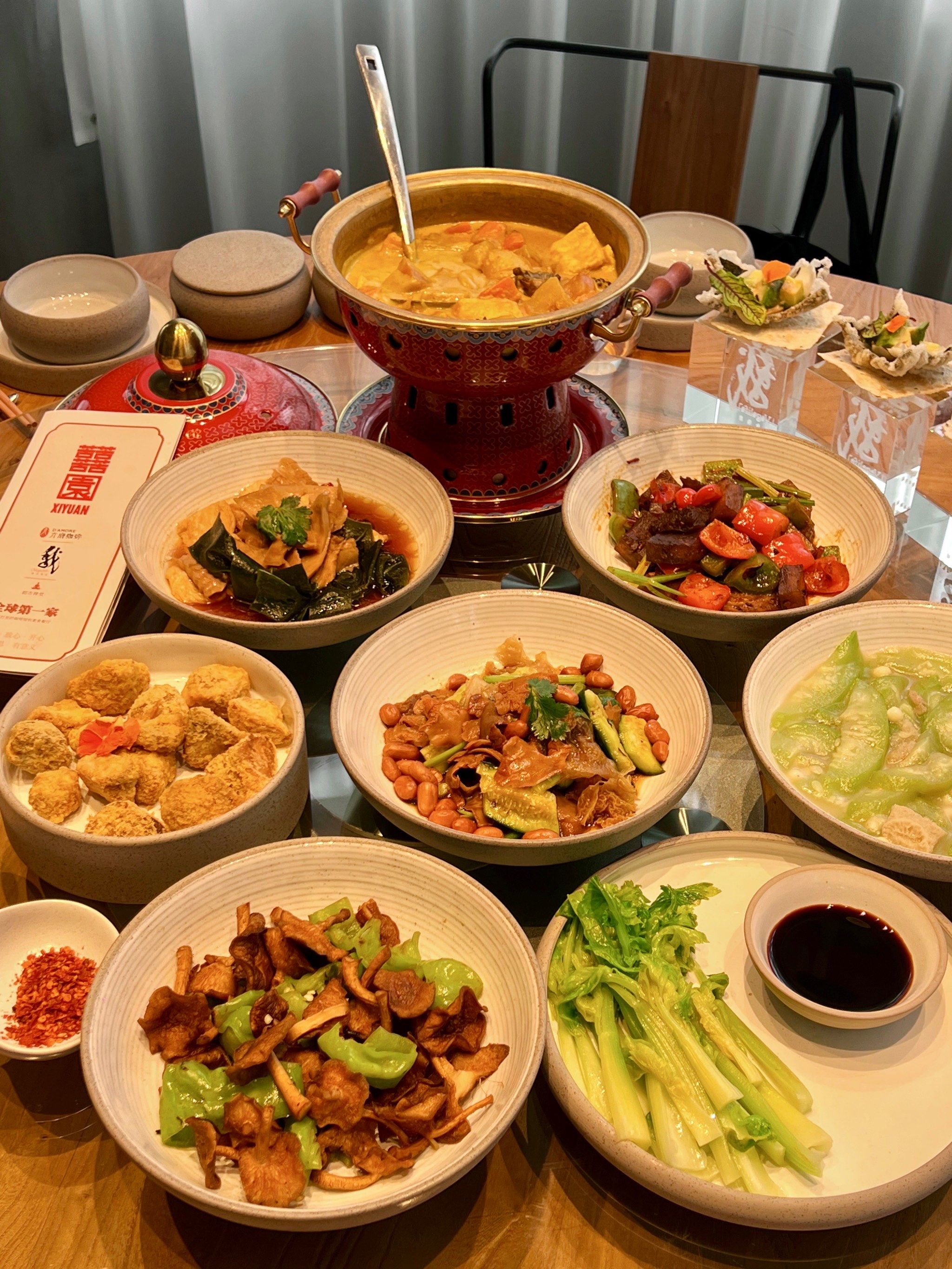 这一桌虽然没有肉,但味道居然丝毫不输!