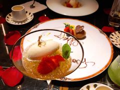 静冈蜜瓜桃胶-wann lounge 低温慢煮牛排·清吧