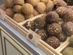 -西树泡芙(湖滨银泰in77B区店)