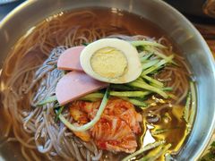 -青古韩式炭火烤肉店
